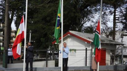 Apresentações culturais marcam a abertura da Semana da Pátria em Xanxerê