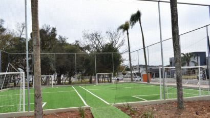 Quadras esportivas do Ecoparque recebem redes de proteção para garantir mais segurança