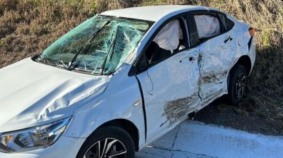 Colisão entre três veículos deixa uma pessoa ferida em Faxinal dos Guedes
