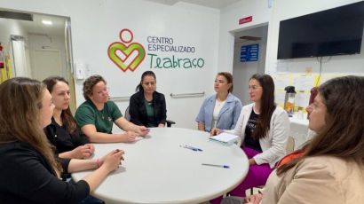Xaxim recebe comitiva do Paraná para conhecer o Centro Especializado Teabraço