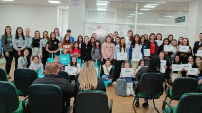 Alunos de Xanxerê e Faxinal dos Guedes são premiados em concurso cultural do Sicoob Credimoc