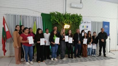 Bom Jesus conclui cursos profissionalizantes com 64 jovens
