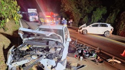 Dois jovens morrem em acidente entre três veículos em Xanxerê