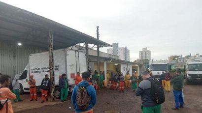 Funcionários da coleta de lixo em Xanxerê paralisam atividades