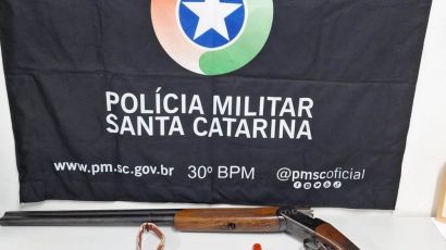 Homem é preso por ameaça e posse irregular de arma de fogo em Faxinal dos Guedes