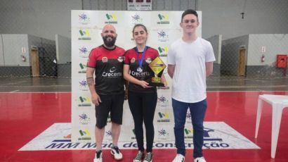 Tênis de mesa de Xanxerê conquista títulos no masculino e feminino nos Jogos da Amai 2025
