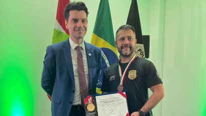 Agente do NOC de Xanxerê é homenageado com medalha de mérito funcional