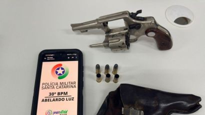 Jovem é preso após efetuar disparos de arma de fogo em evento em Ipuaçu