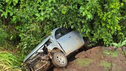 Capotamento deixa mulher ferida no interior de Cordilheira Alta