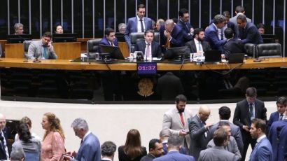  Câmara dos Deputados fecha 2025 com mudanças na economia e direitos