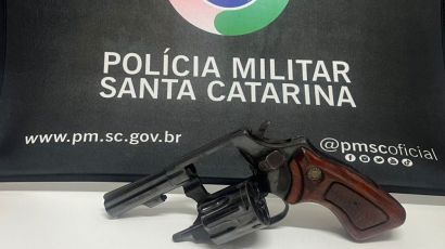 Homem é preso por ameaça e arma é apreendida em Xanxerê