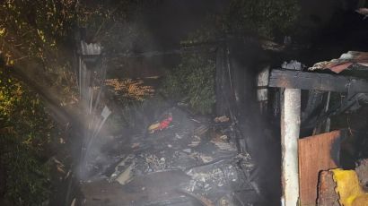 Incêndio destrói residência de madeira em Xanxerê