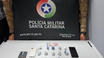 Polícia Militar apreende drogas e conduz envolvidos por tráfico em Xanxerê