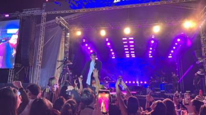 Zé Felipe levanta o público com show animado na ExpoFemi 2026