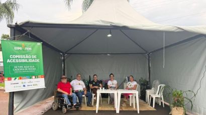 Grande procura por cadeiras de rodas e pulseiras marcou ações de acessibilidade na ExpoFemi 2026