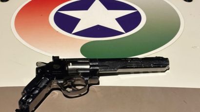 Motorista é abordado após tentar fugir da polícia e descartar simulacro de arma em Xanxerê