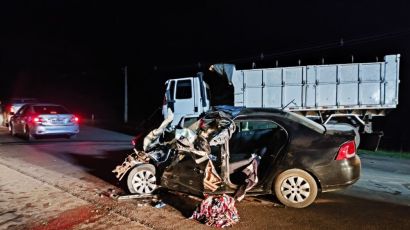 Colisão frontal entre carro e caminhão deixa feridos em Passos Maia