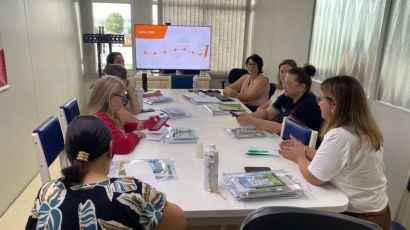 Secretaria de Educação reúne professores regentes em Semanada de Planejamento