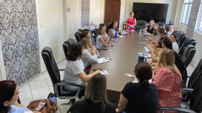 Amai reúne articuladoras e reforça compromisso com a alfabetização na região