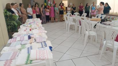 Curso de bordado capacita mais de 30 mulheres em Xanxerê