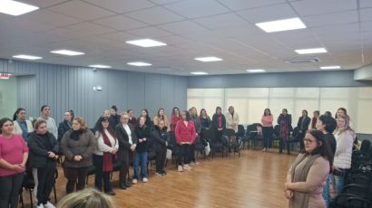 Professores da rede municipal participam de formação em linguagem infantil