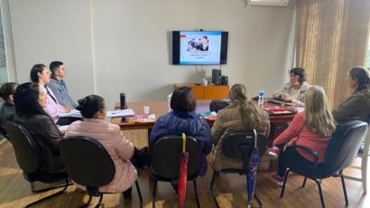 Secretaria de Educação reúne professores em Semanada de Capacitações