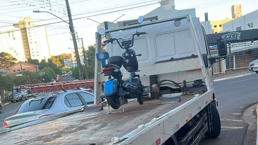Adolescente é flagrado conduzindo veículo elétrico irregular e sem habilitação em Xanxerê