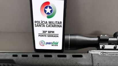 Homem é conduzido à delegacia após efetuar disparos de rifle em Ponte Serrada
