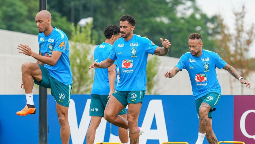 Brasil e Japão duelam nesta segunda pelos 16 avos da Copa do Mundo
