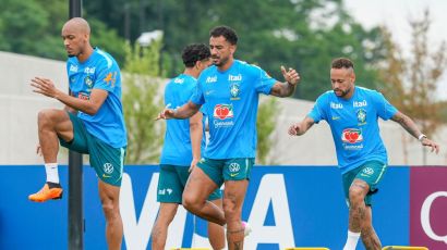 Brasil e Japão duelam nesta segunda pelos 16 avos da Copa do Mundo
