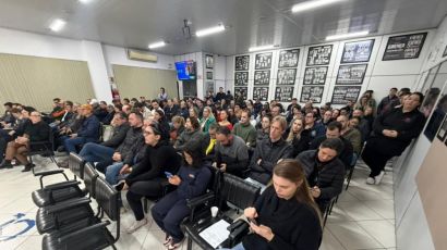Câmara aprova em primeira votação emenda que altera regime de contração de servidores