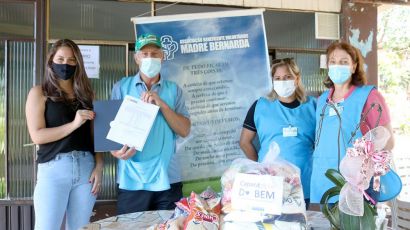 Amai entrega donativos à Associação Madre Bernarda, de Xanxerê