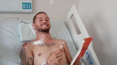 Família realiza brechó para ajudar a custear tratamento de jovem que sofreu acidente