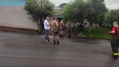 Criança sofre queimaduras e mulher morre após atear fogo no próprio corpo em Xaxim 