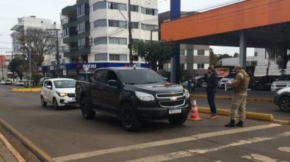 Agosto Lilás: blitz de conscientização contra a violência doméstica é realizada em Xanxerê