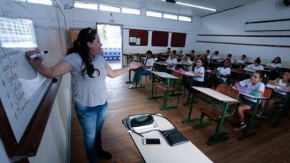 Nova remuneração mínima para o magistério estadual começa a ser paga em Santa Catarina