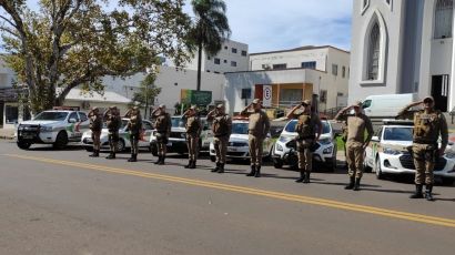 Polícia Militar de Xanxerê presta homenagem a policial morto no domingo (24)
