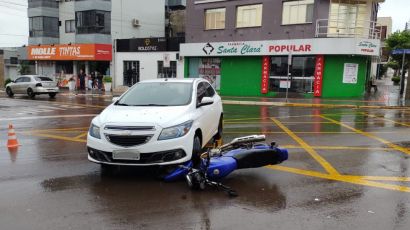 Homem fica ferido em acidente no Centro de Xanxerê