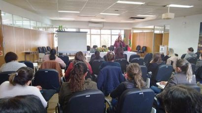 Professores da rede municipal de ensino organizam planejamento para 2° trimestre do ano letivo