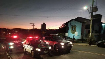 Polícia Civil cumpre mandados de busca e apreensão em Xanxerê e Xaxim