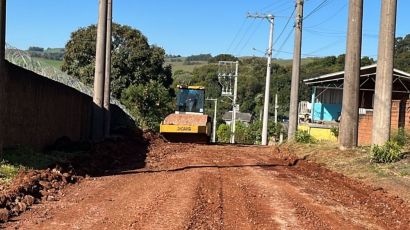 Equipes da Prefeitura de Xanxerê realizam ações de melhorias no bairro São Jorge