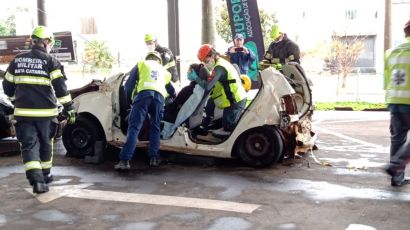 Vídeo: Simulação de resgate alusiva ao Maio Amarelo é realizada em Xanxerê