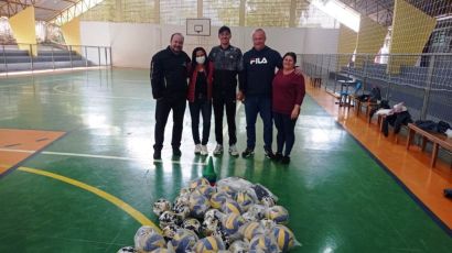 Prefeitura de Xanxerê inicia entrega de materiais esportivos do Pide