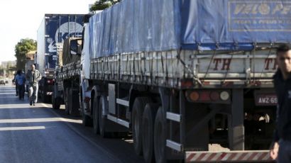 Caminhoneiros voltam a realizar manifestação na BR-282 em Xanxerê, segundo a PRF