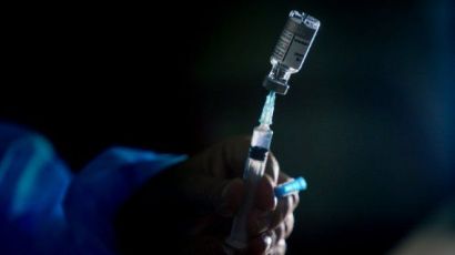 Governador volta a apelar à população para vacinação contra doenças respiratórias