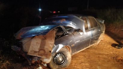 Jovem fica ferida em capotamento na SC-480, em Xanxerê