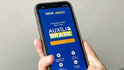 Governo estuda passar o Auxílio Brasil de R$ 400,00 para R$ 600,00