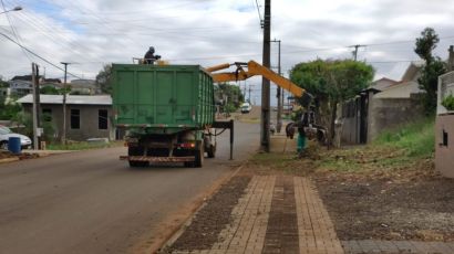 Prefeitura de Xanxerê realiza Meu Bairro Mais Bonito no bairro Veneza