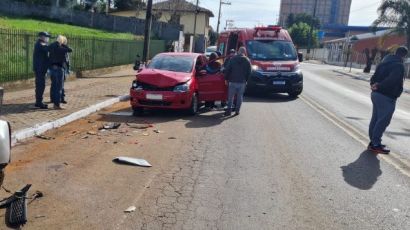 Mulher fica ferida após colisão em Xanxerê