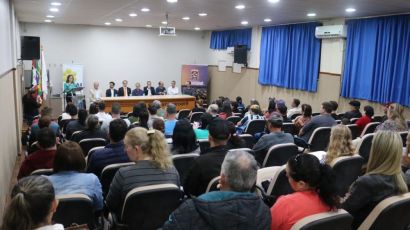 Prefeitura de Xanxerê, Ministério Público e Amai entregam 95 títulos de propriedade